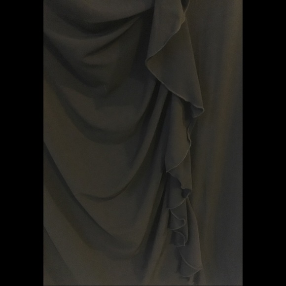 Perfect LBD w/ Ruching and Ruffle. NWT - Picture 3 of 8